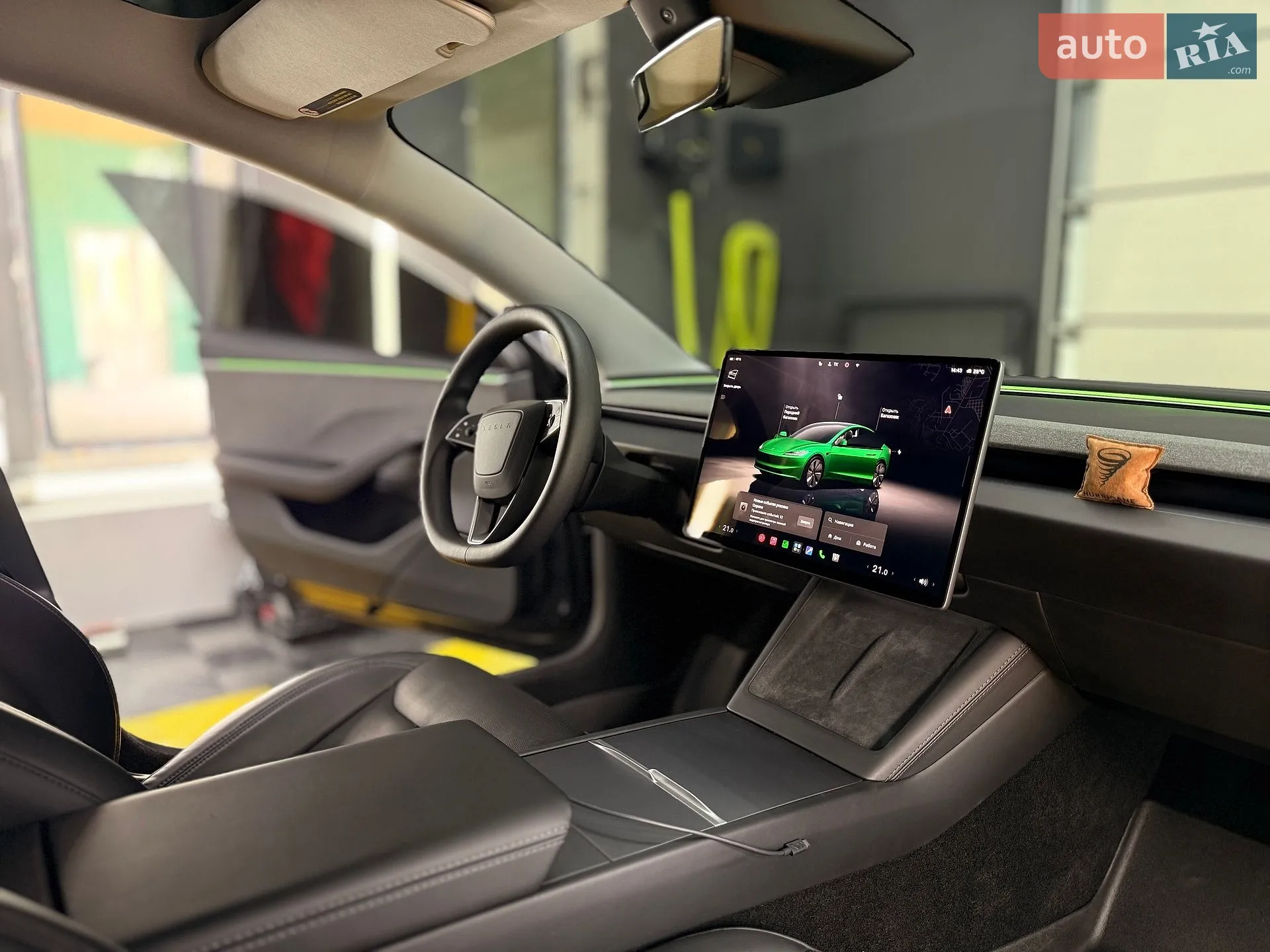 2025 Tesla Model 3 - мініатюра 46