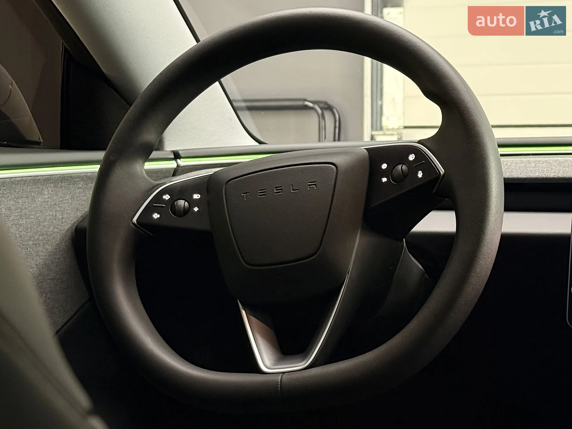 2025 Tesla Model 3 - мініатюра 53