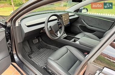 Седан Tesla Model 3 2024 в Тернополе