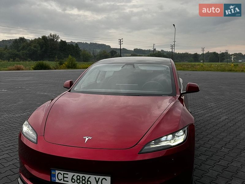 Седан Tesla Model 3 2026 в Чернівцях фото 3 Седан Tesla Model 3 2026 в Чернівцях