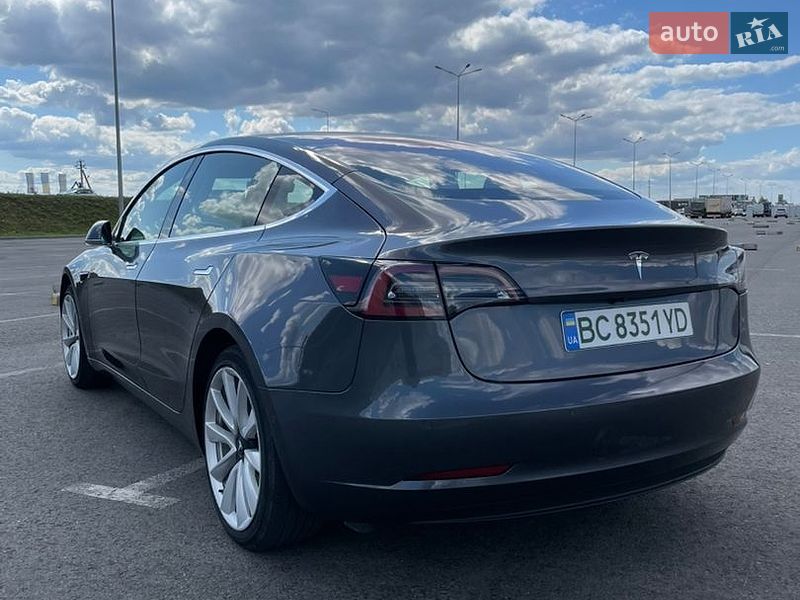 Седан Tesla Model 3 2018 в Львові фото 8 Седан Tesla Model 3 2018 в Львові