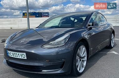 Седан Tesla Model 3 2018 в Львові фото 11 Седан Tesla Model 3 2018 в Львові