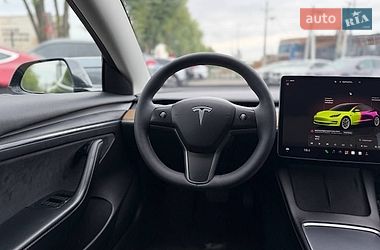Седан Tesla Model 3 2022 в Львові фото 16 Седан Tesla Model 3 2022 в Львові