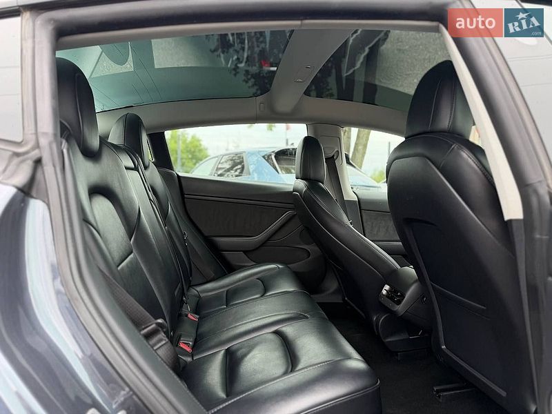 Седан Tesla Model 3 2022 в Львові фото 18 Седан Tesla Model 3 2022 в Львові