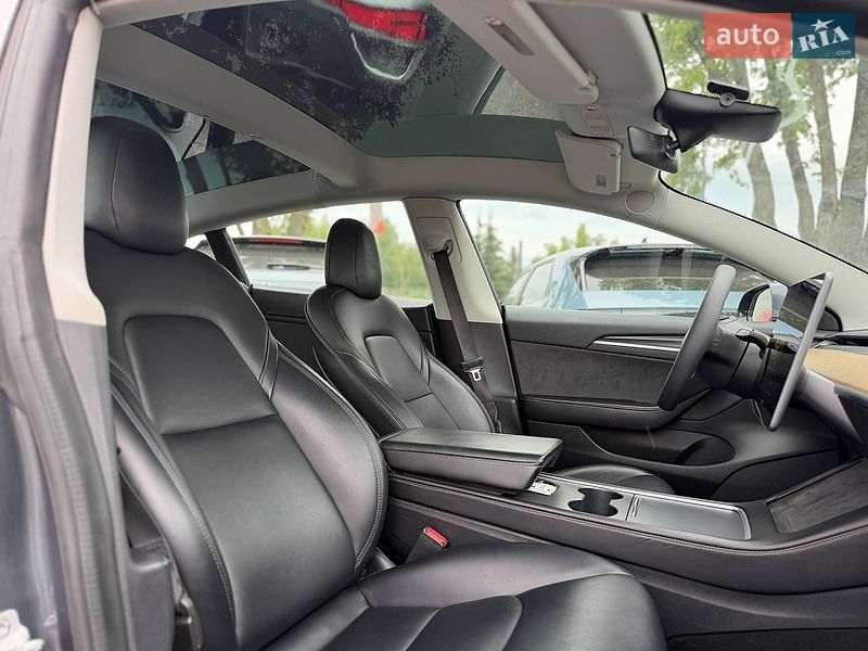 Седан Tesla Model 3 2022 в Львові фото 22 Седан Tesla Model 3 2022 в Львові