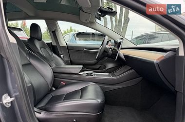 Седан Tesla Model 3 2022 в Львові фото 23 Седан Tesla Model 3 2022 в Львові