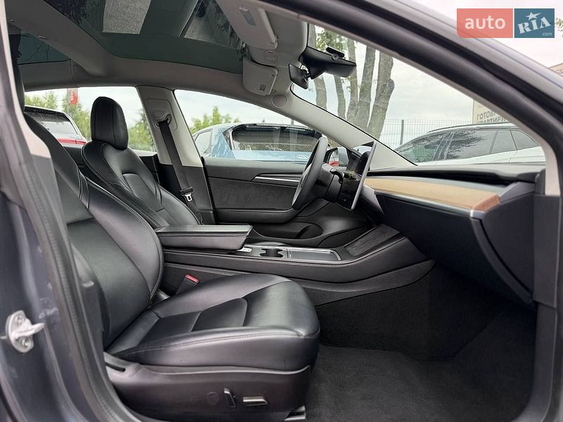 Седан Tesla Model 3 2022 в Львові фото 23 Седан Tesla Model 3 2022 в Львові