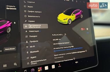 Седан Tesla Model 3 2022 в Львові фото 24 Седан Tesla Model 3 2022 в Львові