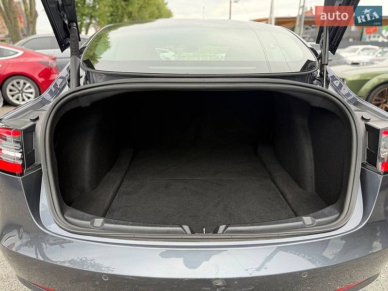 Седан Tesla Model 3 2022 в Львові фото 25 Седан Tesla Model 3 2022 в Львові