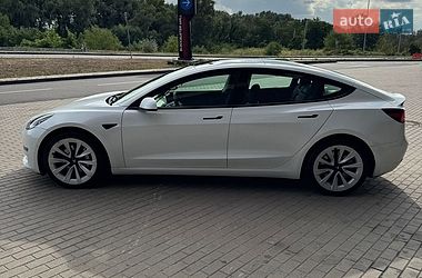 Седан Tesla Model 3 2021 в Києві