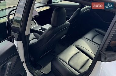 Седан Tesla Model 3 2021 в Києві