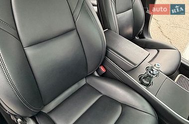 Седан Tesla Model 3 2019 в Дніпрі