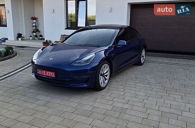 Седан Tesla Model 3 2021 в Луцьку