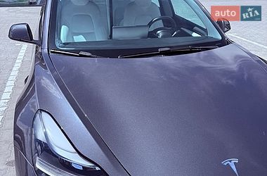 Седан Tesla Model 3 2022 в Львові