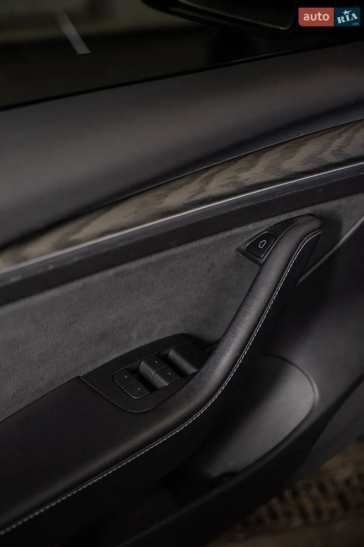 2022 Tesla Model 3 - мініатюра 18