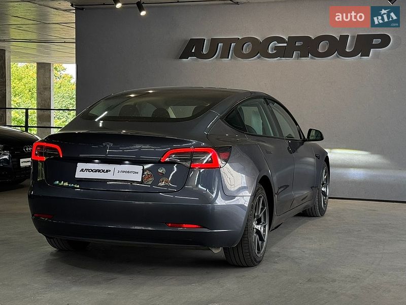 Седан Tesla Model 3 2023 в Одесі фото 13 Седан Tesla Model 3 2023 в Одесі