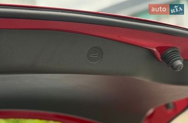 Седан Tesla Model 3 2023 в Киеве