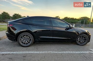 Седан Tesla Model 3 2021 в Днепре