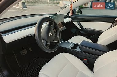 Седан Tesla Model 3 2021 в Днепре