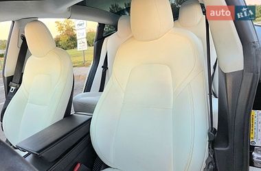 Седан Tesla Model 3 2021 в Днепре