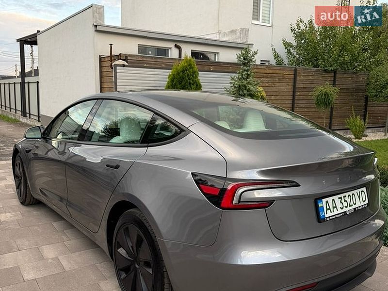 Седан Tesla Model 3 2024 в Киеве фото 4 Седан Tesla Model 3 2024 в Киеве