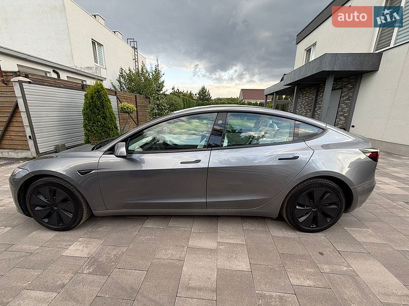 Седан Tesla Model 3 2024 в Киеве фото 3 Седан Tesla Model 3 2024 в Киеве