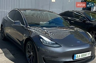 Седан Tesla Model 3 2019 в Києві