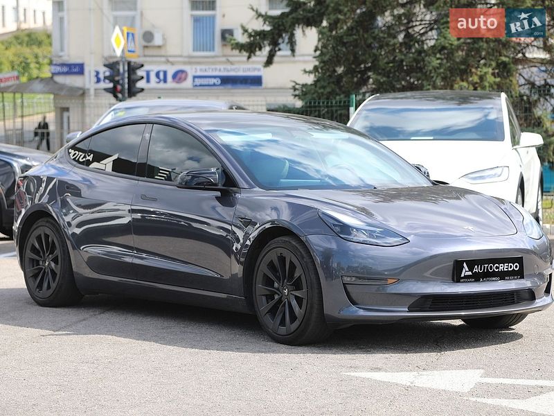 Седан Tesla Model 3 2021 в Харькове