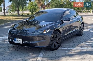 Седан Tesla Model 3 2025 в Коломые
