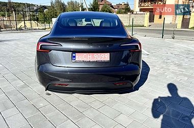 Седан Tesla Model 3 2024 в Киеве