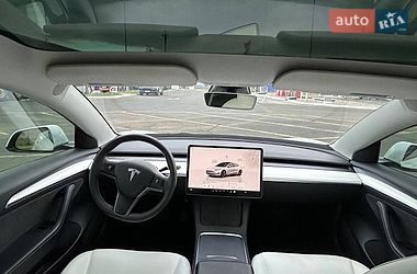 Седан Tesla Model 3 2022 в Одессе