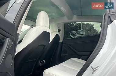 Седан Tesla Model 3 2022 в Одессе