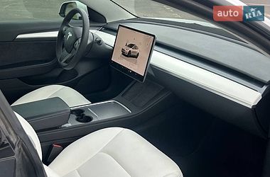 Седан Tesla Model 3 2022 в Одессе