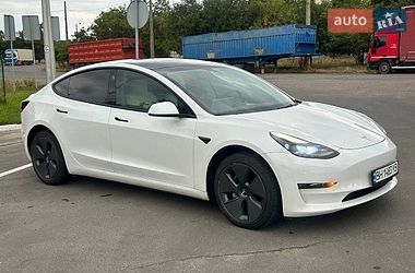 Седан Tesla Model 3 2022 в Одессе