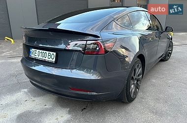 Седан Tesla Model 3 2021 в Дніпрі