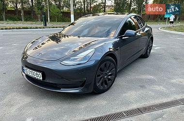 Седан Tesla Model 3 2021 в Дніпрі
