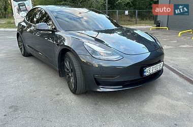 Седан Tesla Model 3 2021 в Дніпрі