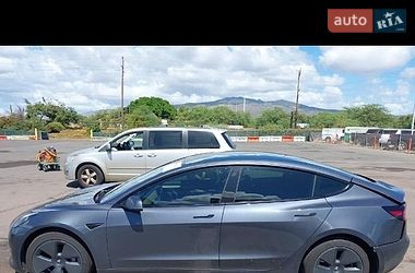 Седан Tesla Model 3 2023 в Ивано-Франковске