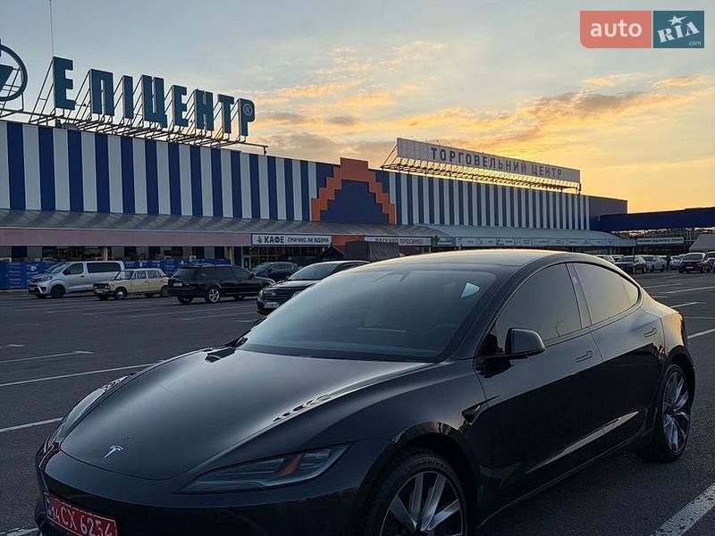 Седан Tesla Model 3 2024 в Черкассах фото Седан Tesla Model 3 2024 в Черкассах