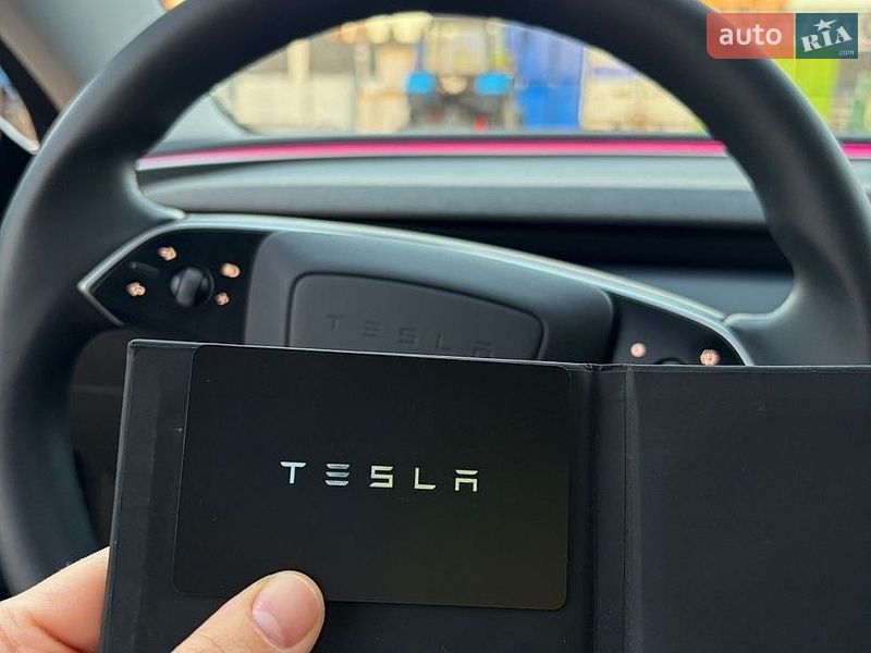Седан Tesla Model 3 2024 в Черкассах фото 7 Седан Tesla Model 3 2024 в Черкассах