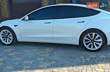 Седан Tesla Model 3 2022 в Верхнеднепровске