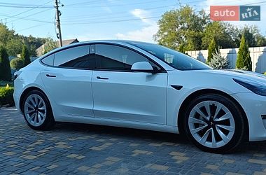 Седан Tesla Model 3 2022 в Верхнеднепровске