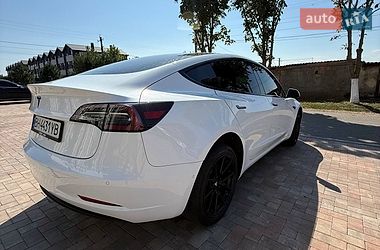 Седан Tesla Model 3 2018 в Одесі