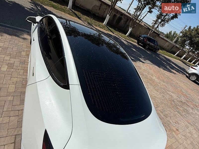 Седан Tesla Model 3 2018 в Одессе