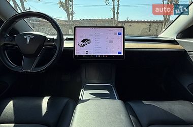 Седан Tesla Model 3 2018 в Одесі