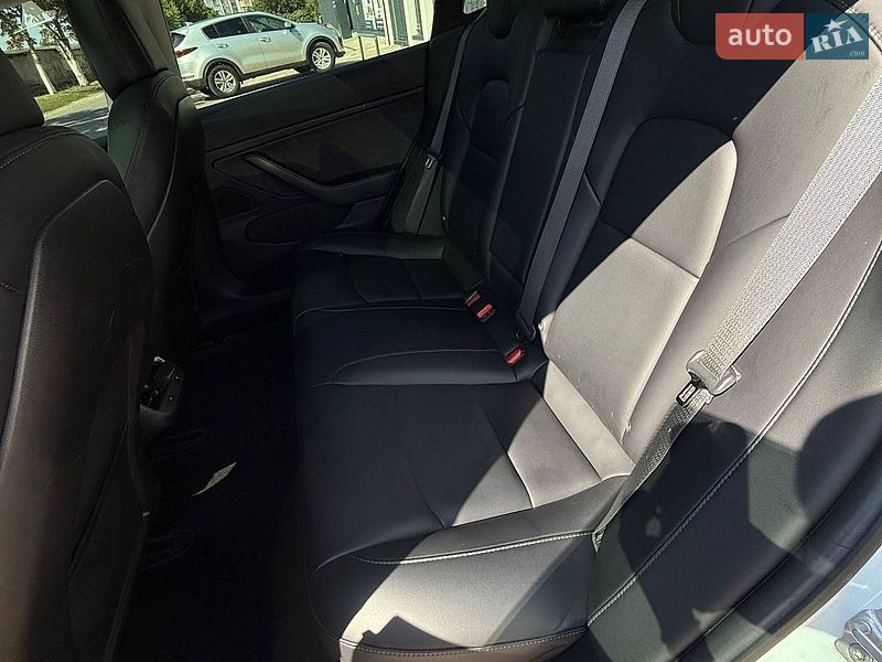 Седан Tesla Model 3 2018 в Одессе