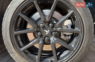 Седан Tesla Model 3 2018 в Одесі