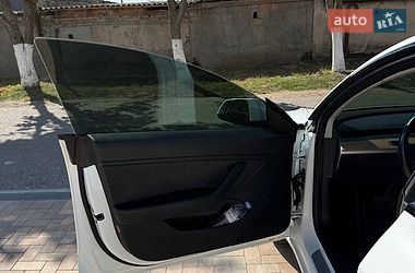 Седан Tesla Model 3 2018 в Одессе