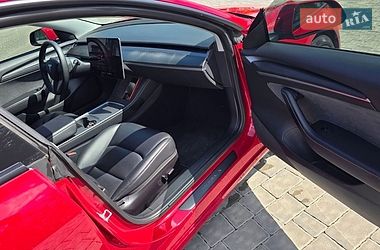Седан Tesla Model 3 2022 в Ивано-Франковске