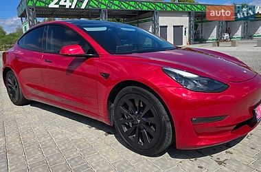 Седан Tesla Model 3 2022 в Ивано-Франковске